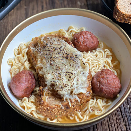 Saborea un Delicioso Guiso de Fideos con Carne que te Hará Agua la Boca,